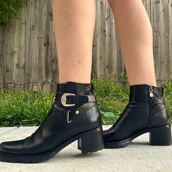 Italian luxury-brand Donald J. Pliner Black moto boots, size 6, 3in block heel - Picture 12 of 13